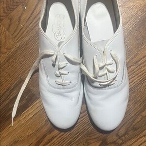 White dance clogging shoes. Size 10
